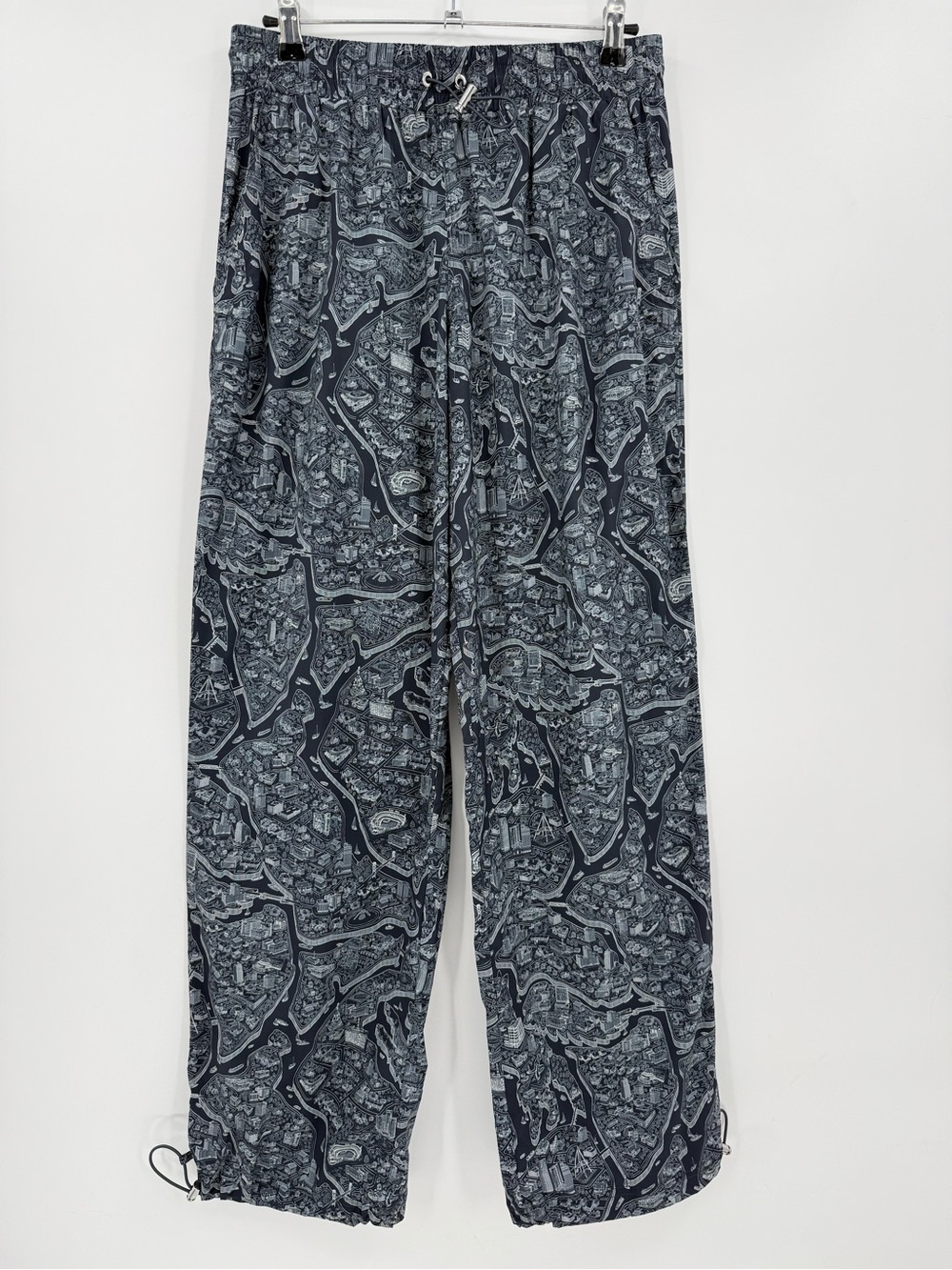 Greyson Utopia Wind Jogger Drawstring Waist and Ankle Cinch in Anthracite Size S